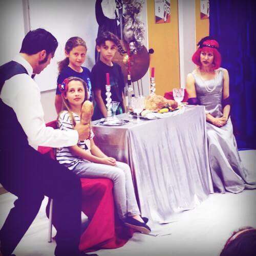 Αγγλικό Παιδικό Θέατρο